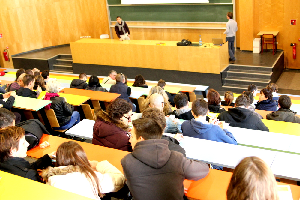 Resum IUT Institut Universitaire de Technologie de Nîmes